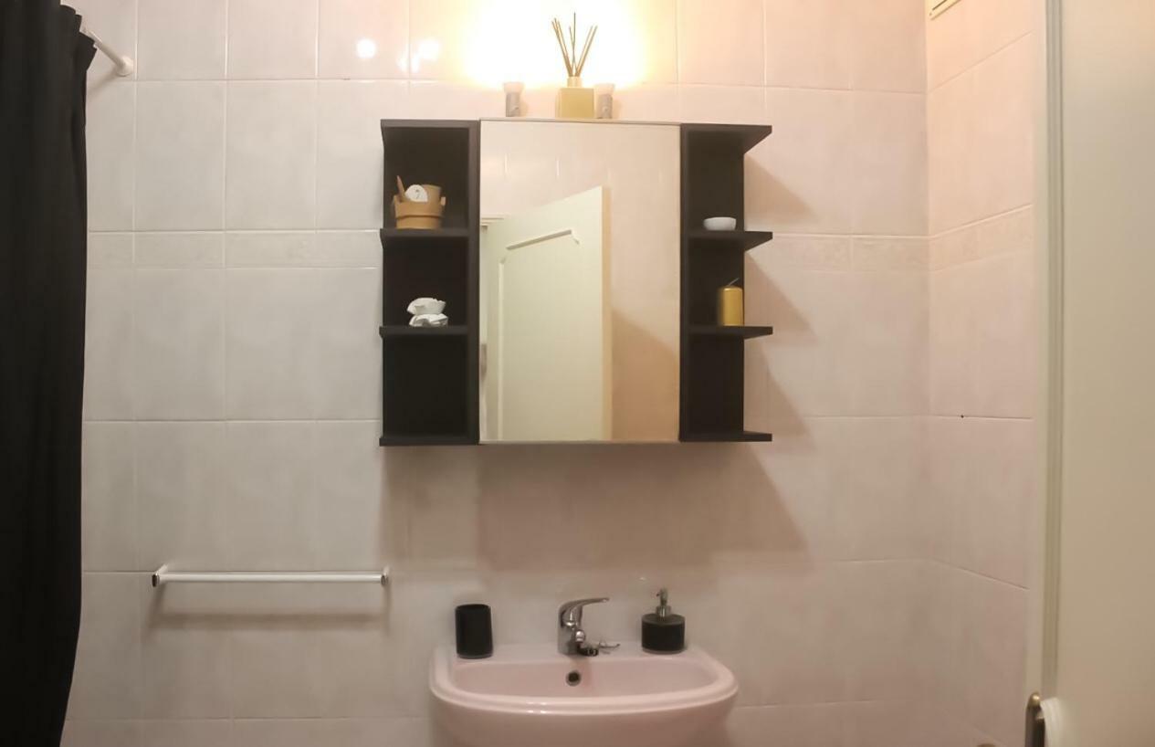 Heaven & Tasha Apartment Lagos Bagian luar foto