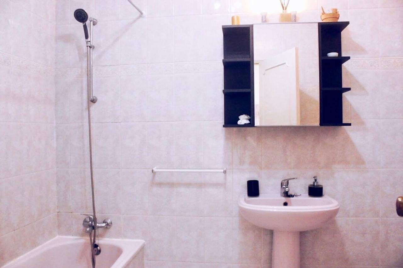 Heaven & Tasha Apartment Lagos Bagian luar foto