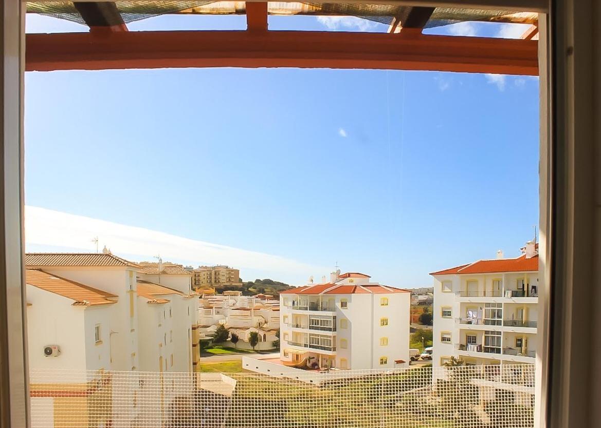 Heaven & Tasha Apartment Lagos Bagian luar foto